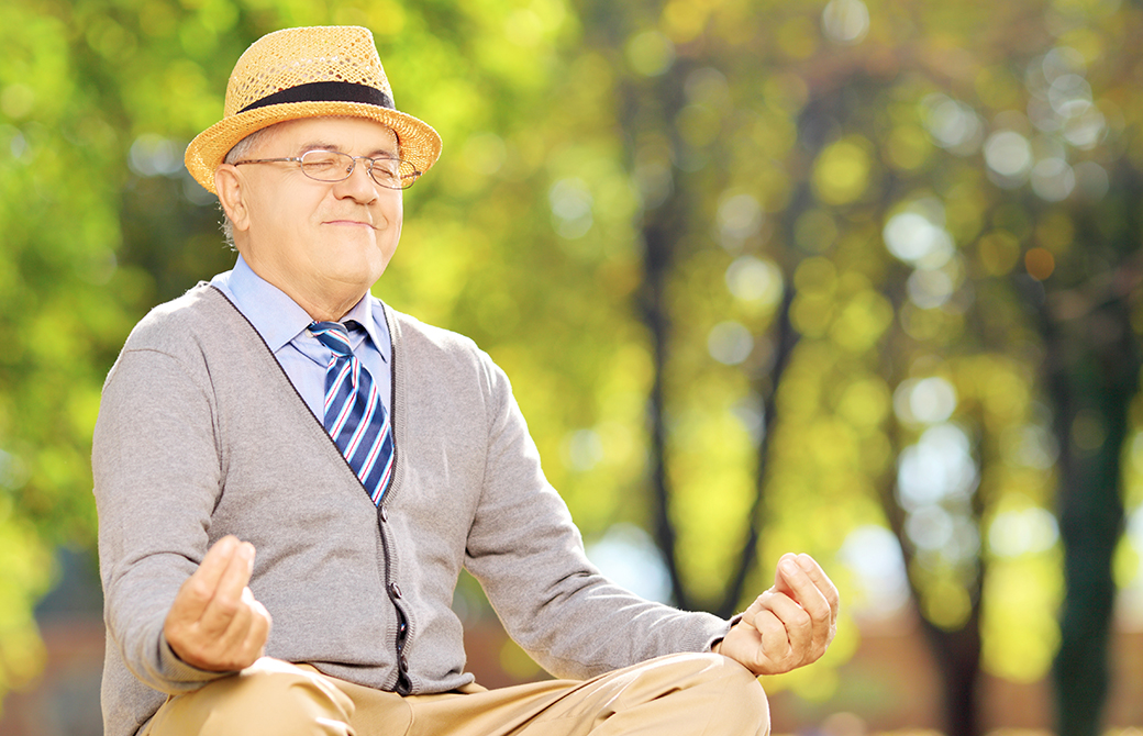 “シニアヨガ”と“普通のヨガ”の違いとは?