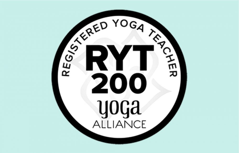 ヨガ業界の定番資格：全米ヨガアライアンス＆RYTとは？