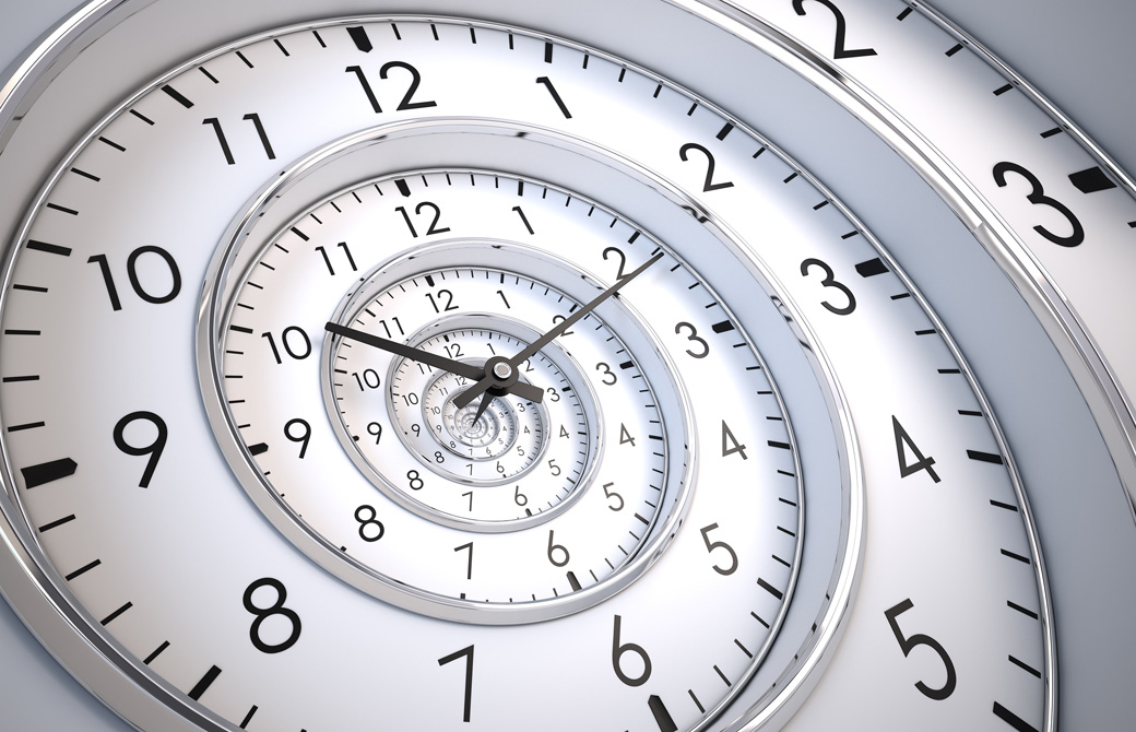 らせん状の時計