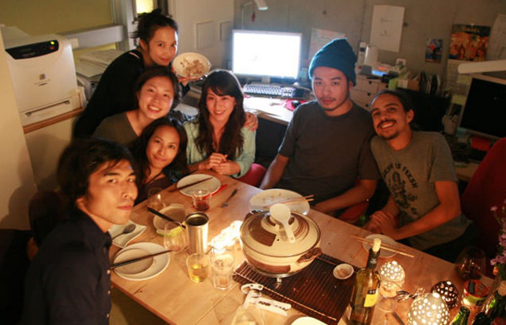 写真は右から、ジュール、完ちゃん、りょうこちゃん、リリー、りょうちゃん、かおり