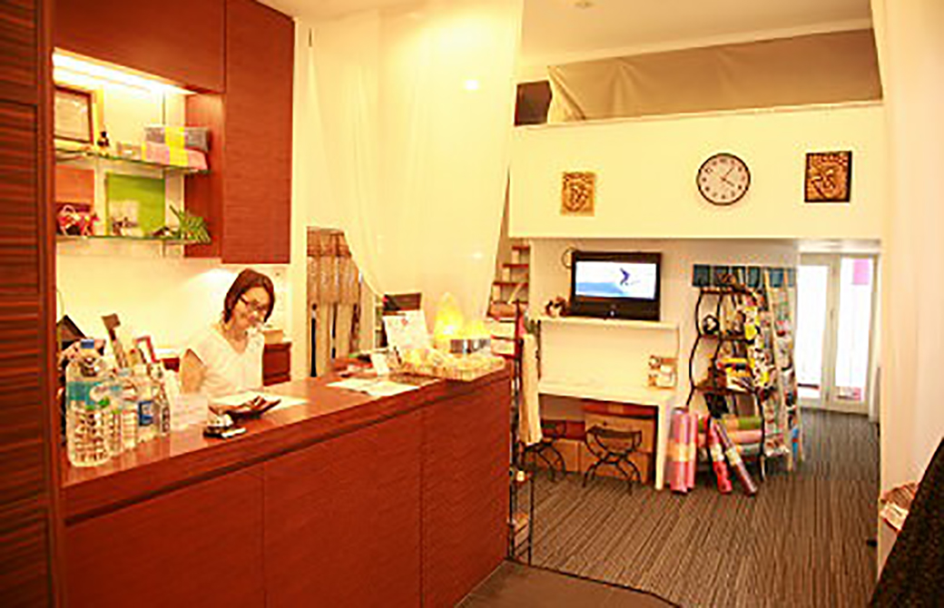 ヨガスタジオ『SPA-ZO』の受付