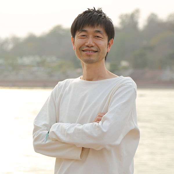 綿本彰