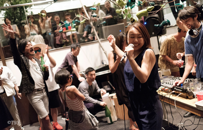 特別パーティー米島先生の歌声披露