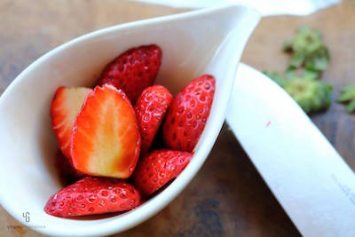 バルサミコ酢にからめたイチゴ