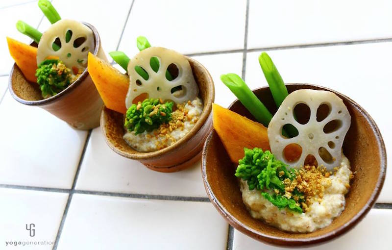 小鉢に入った白和えサラダ