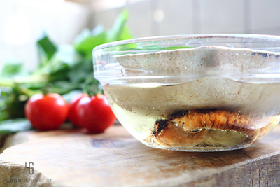 干し椎茸を水でもどす