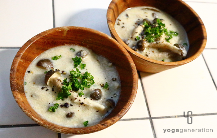 クリーミーなキノコスープ