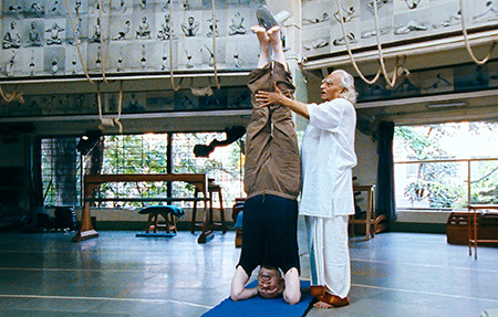 B.K.S.アイアンガー