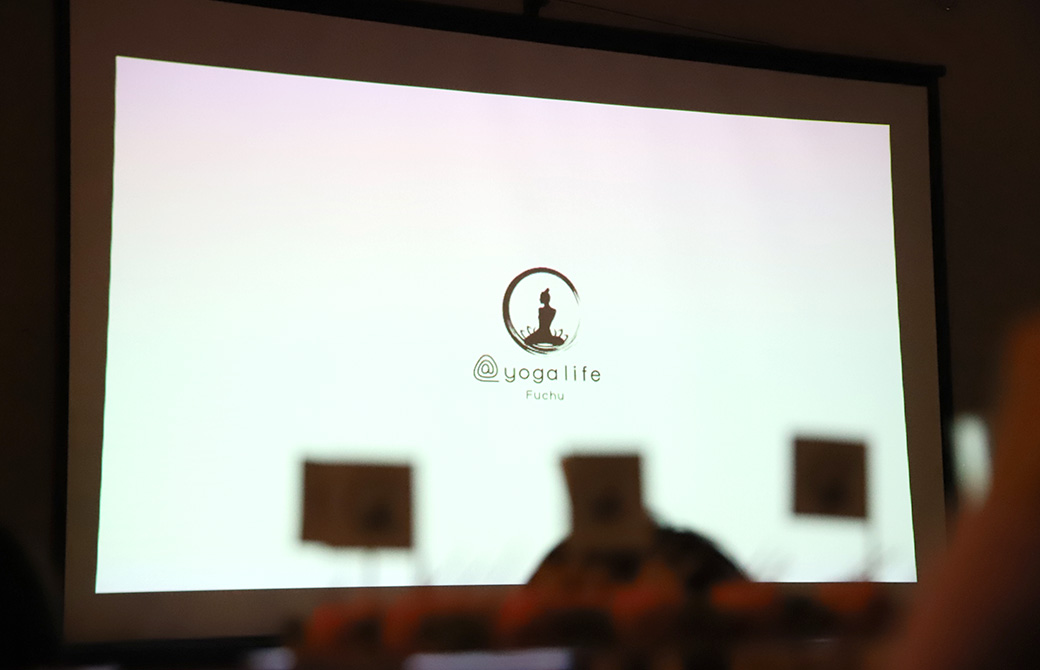 パーティー開始。まずはスタジオが作られるまでの動画。