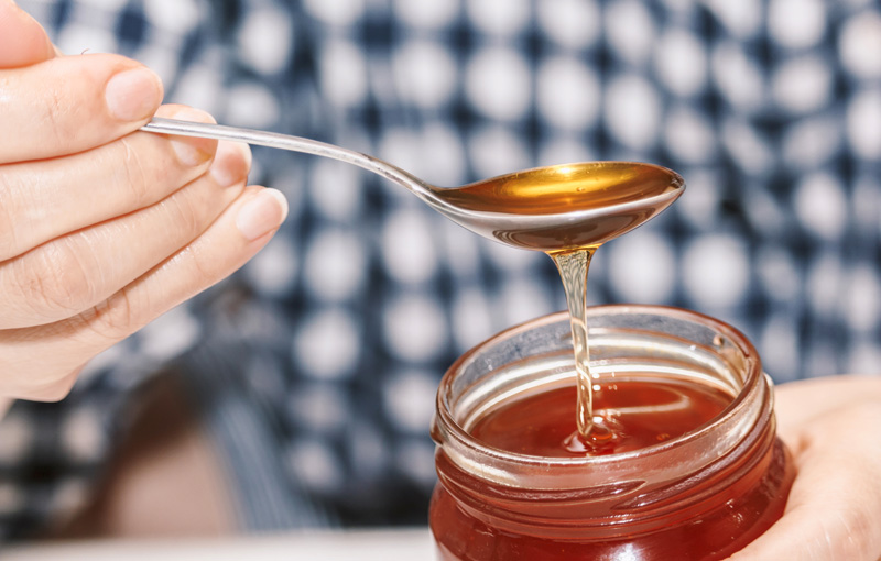 知ってる？「非加熱はちみつ」のアーユルヴェーダ的効能