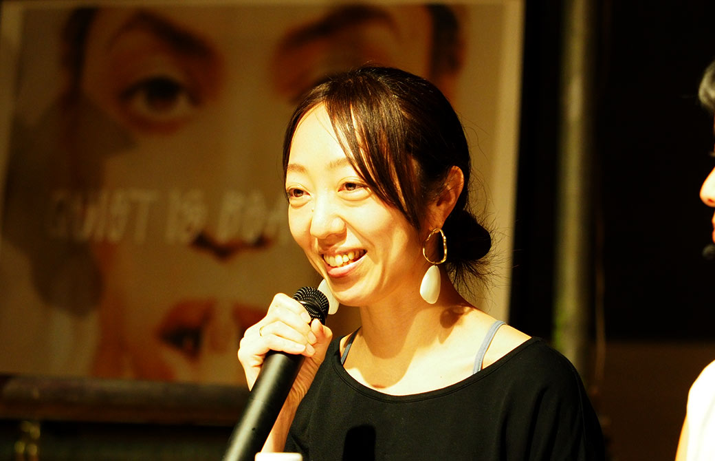 Julie|ジュリエのデザイナーの吉岡しおりさんがお話されている