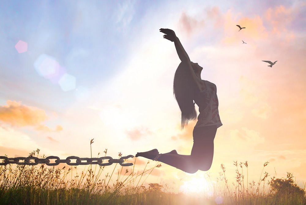 業界の問題点と対策!”ヨガのポーズを教える先生”が増え続ける今後