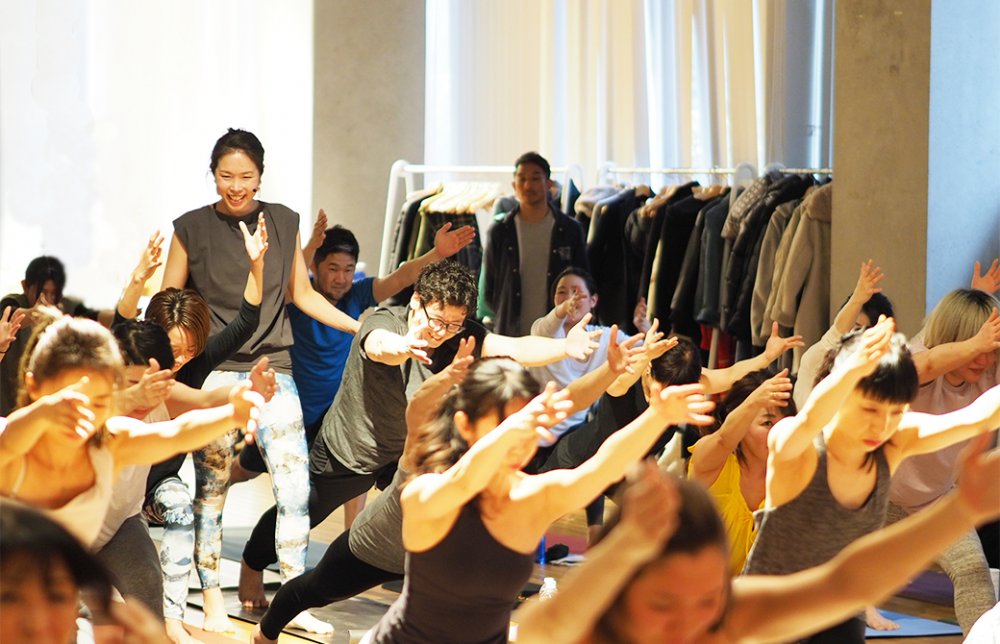 DUSK主催のdharanatotokyoでの佐久間涼子先生のクラス