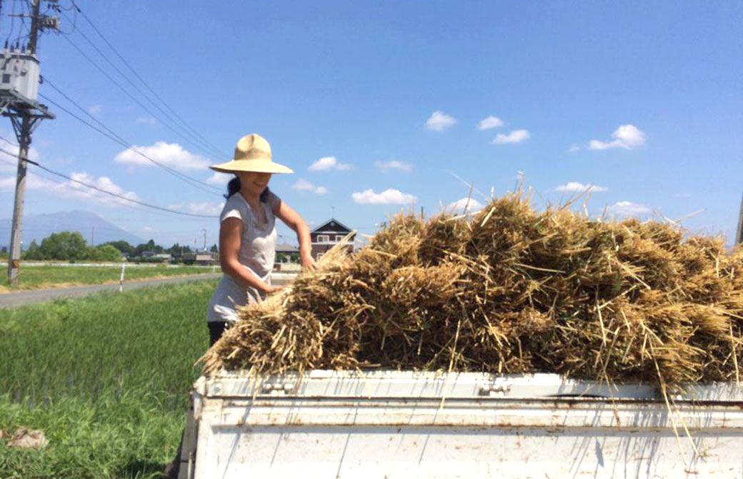 農作業を手伝う田村佳世さん＠岩手