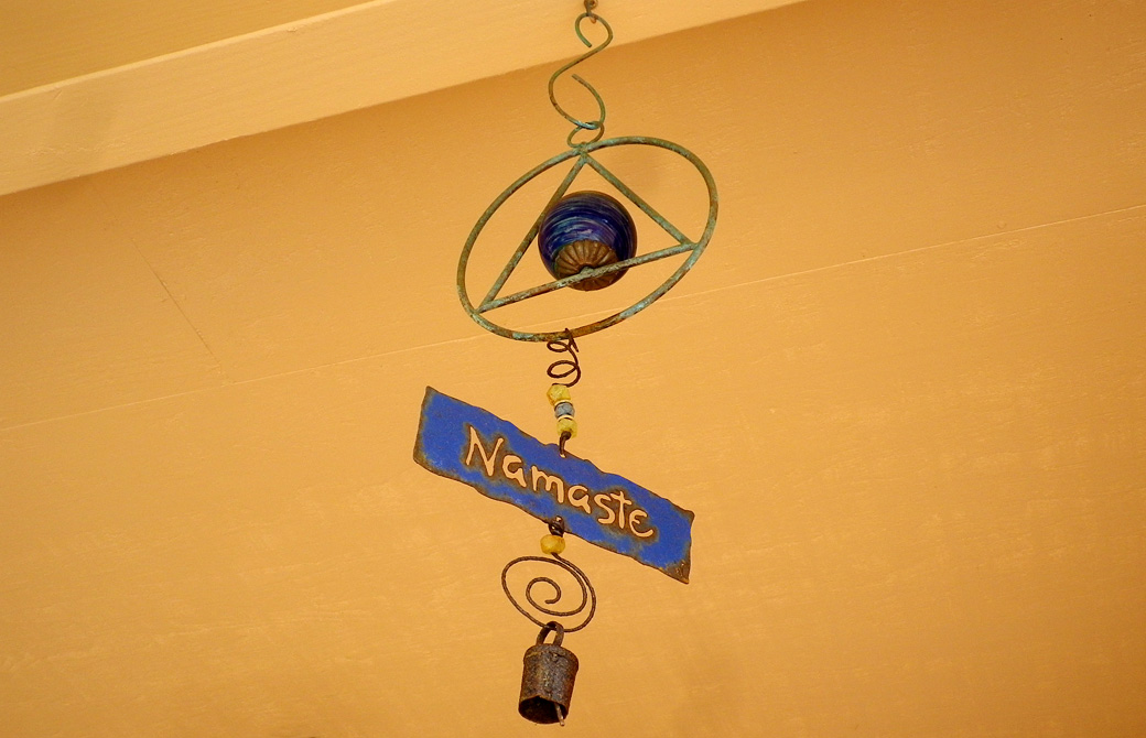 mahokoのブログ Namasteと書かれた外国風の風鈴