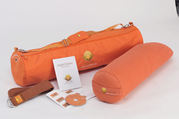 超カワイイ♪ ボルスター＆クリスタルアイピローを発見！！