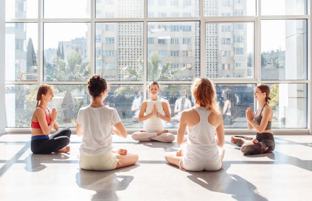 既にRYT200を取得済みの方は自分に必要な知識やスキルを積極的に身につけていくことが今後インストラクターとして活動していく上で重要