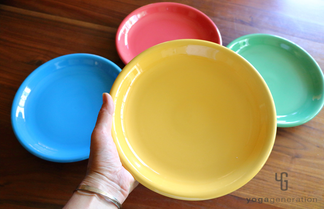 ポップカラーのゆるベジプレート4枚