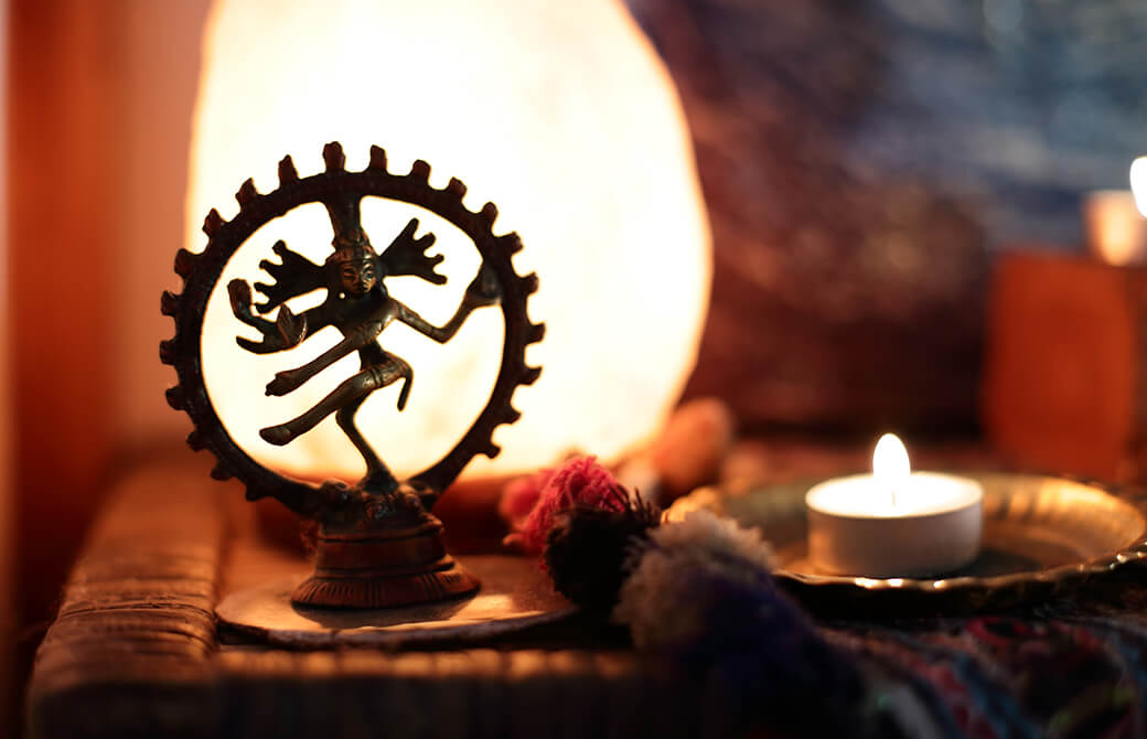 ヨガを全く知らない人でも分かりやすい自分の強みとなるコンセプトの設定をする