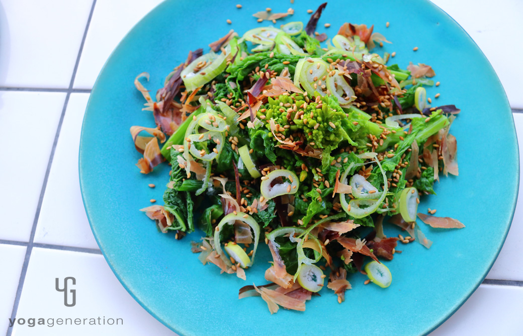 和風のアレンジをした菜の花マリネ