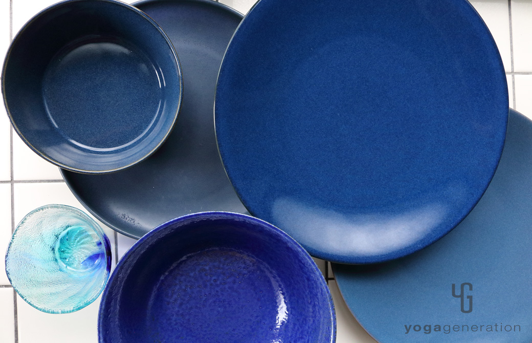 ゆるベジ:紺色の皿たち