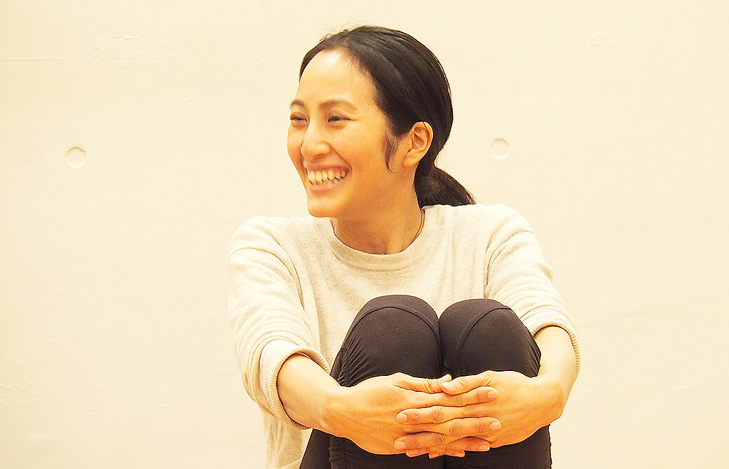 生徒さんのお話に笑顔が溢れるサントーシマ香先生