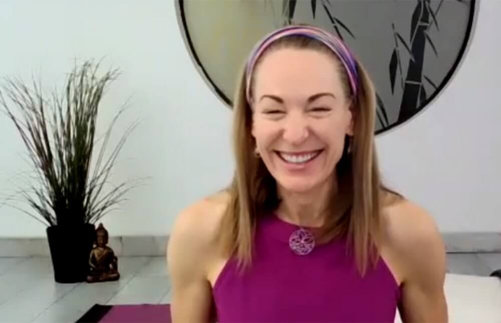 ティアン・アラン先生が講義をしていくれている