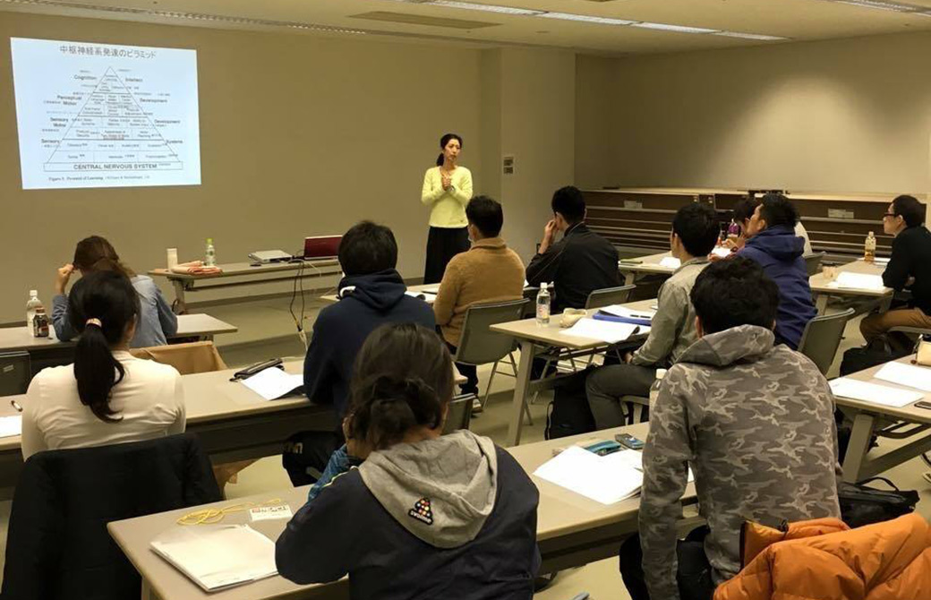 邦子先生の講義風景