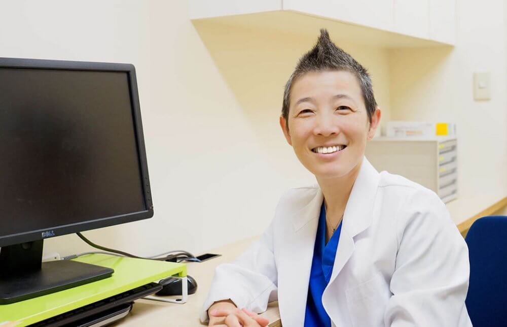 産婦人科医：高尾美穂