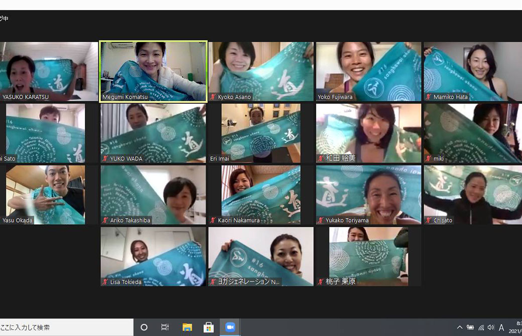 卒業記念の手ぬぐいが出来上がった記念に。いつかリアルで会いましょう!