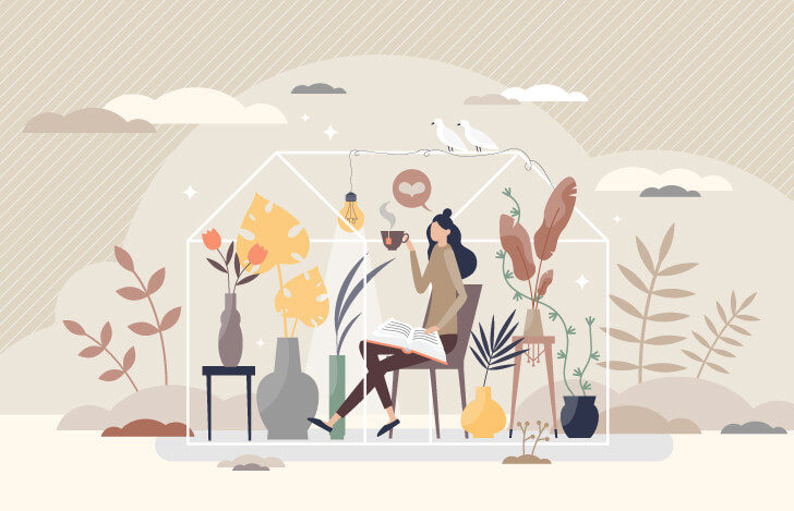 家の中で一人で過ごす女性