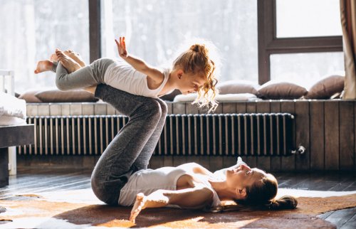 親子アクロヨガ