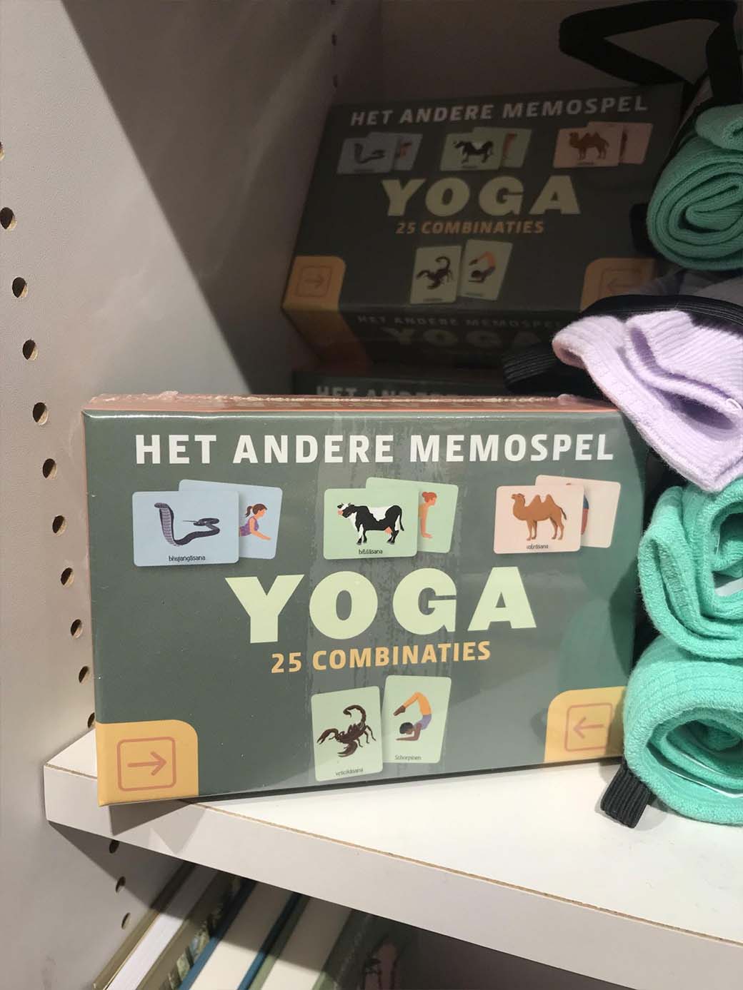 オランダのヨガゲーム：Yoga - het andere memospel
