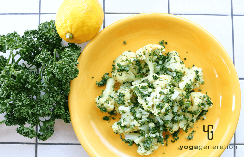 パセリ満喫なカリフラワーのレモンマリネ