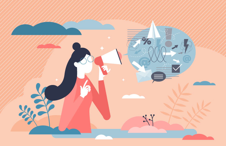 拡声器を手に何かを発信する女性