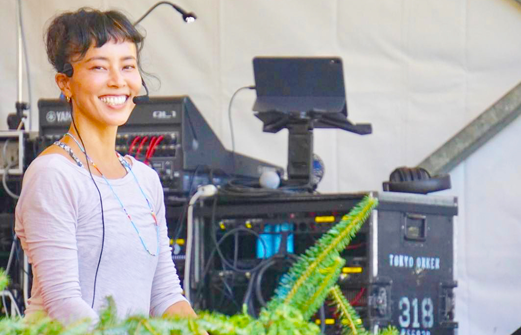 フジロックでヨガを伝える渋木さやか先生