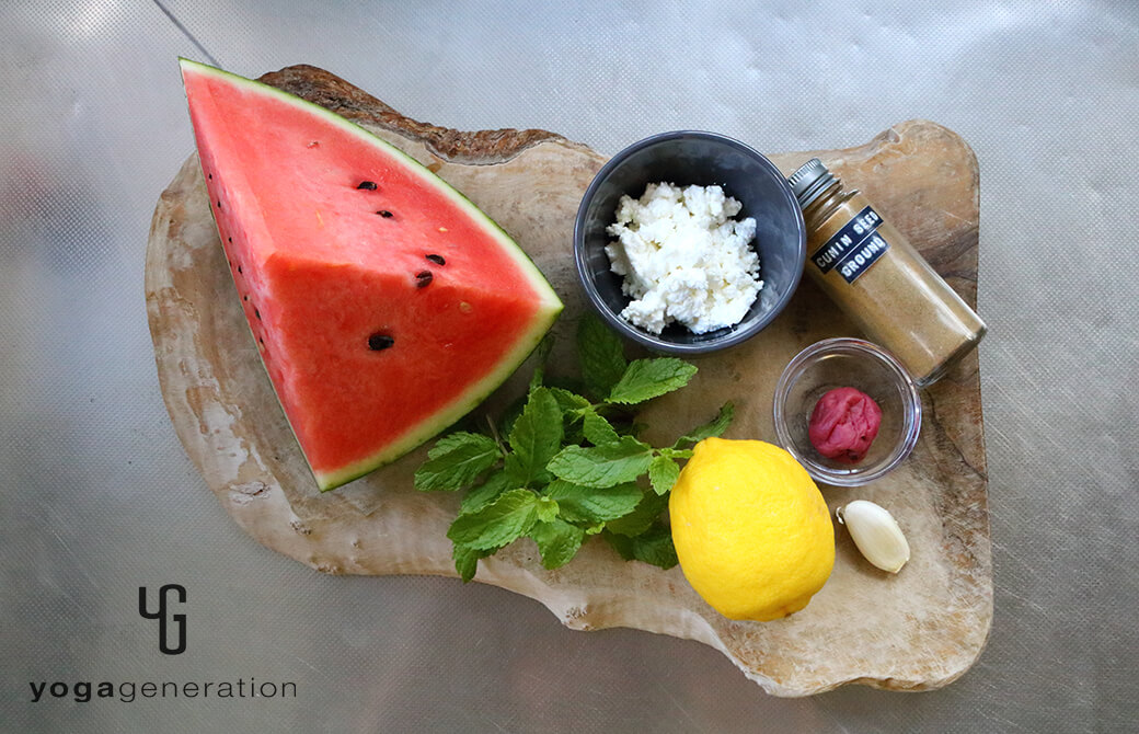 材料のスイカやミント、レモンなど