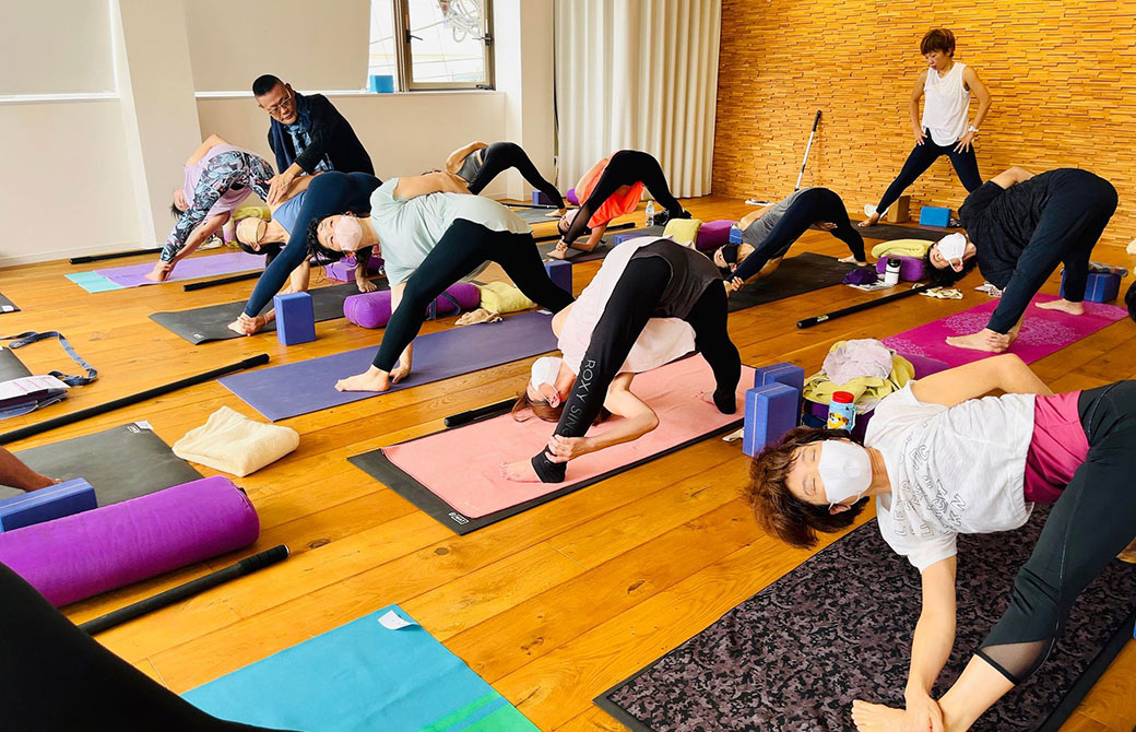 アナトミック骨盤ヨガクラスの風景