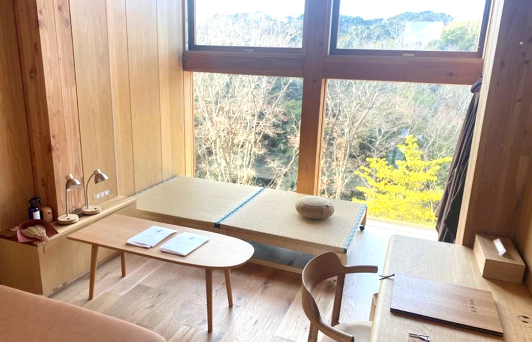 起きて半畳、寝て一畳の禅の教え通りのお部屋