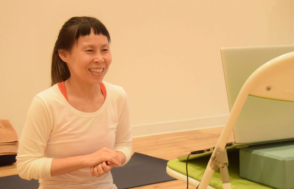 オンラインで講座をするまり子先生