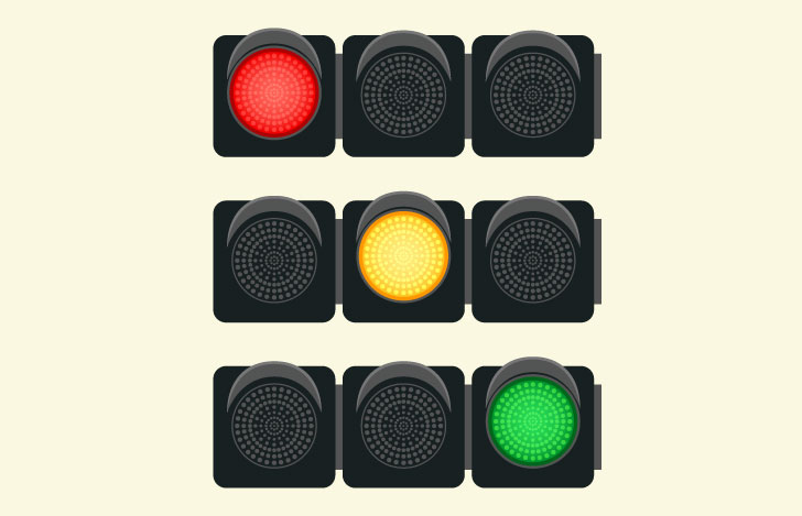 赤黄青とそれぞれの色で光る3つの信号機
