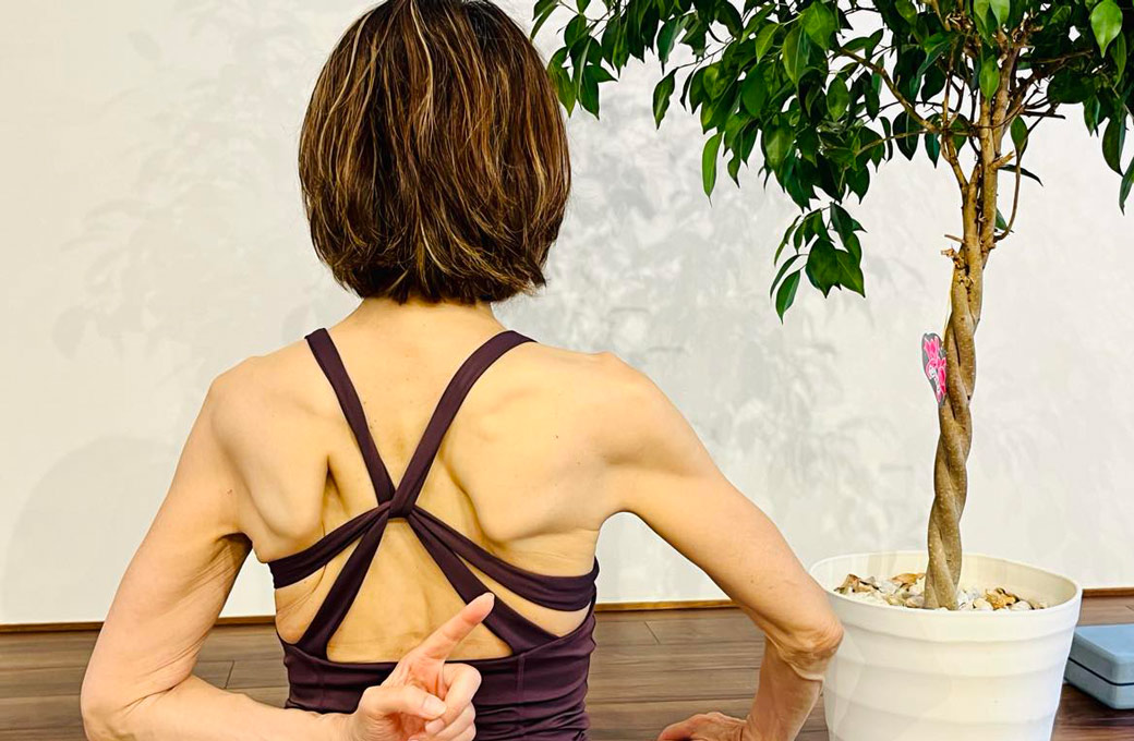 峯岸先生の肩甲骨