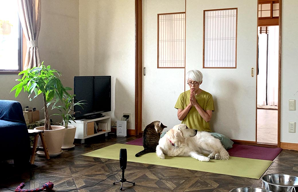 中井先生の早朝のヨガ配信