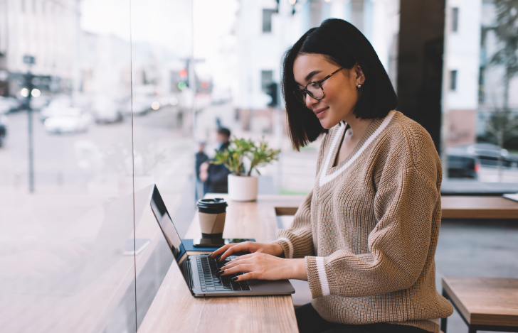 フリーランスの女性