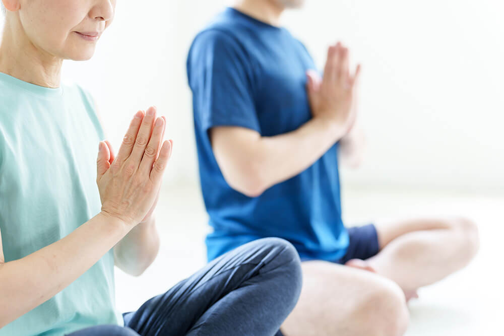 研究の方法:12週間のヨガと瞑想