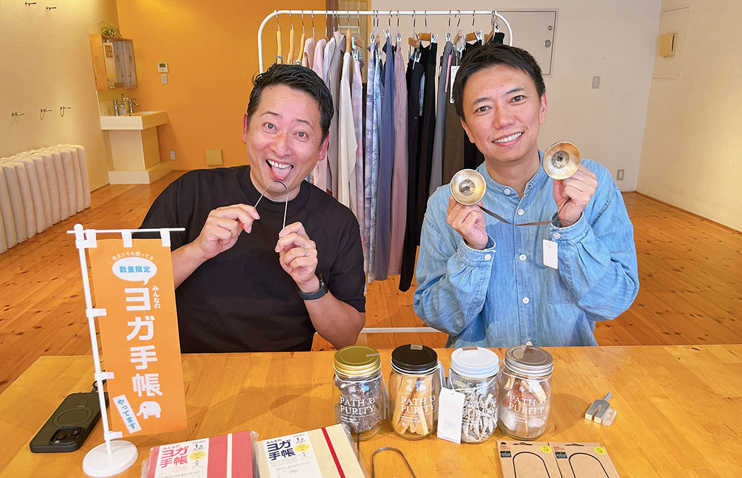 インスタライブ中のMIKIZOとRYU店長