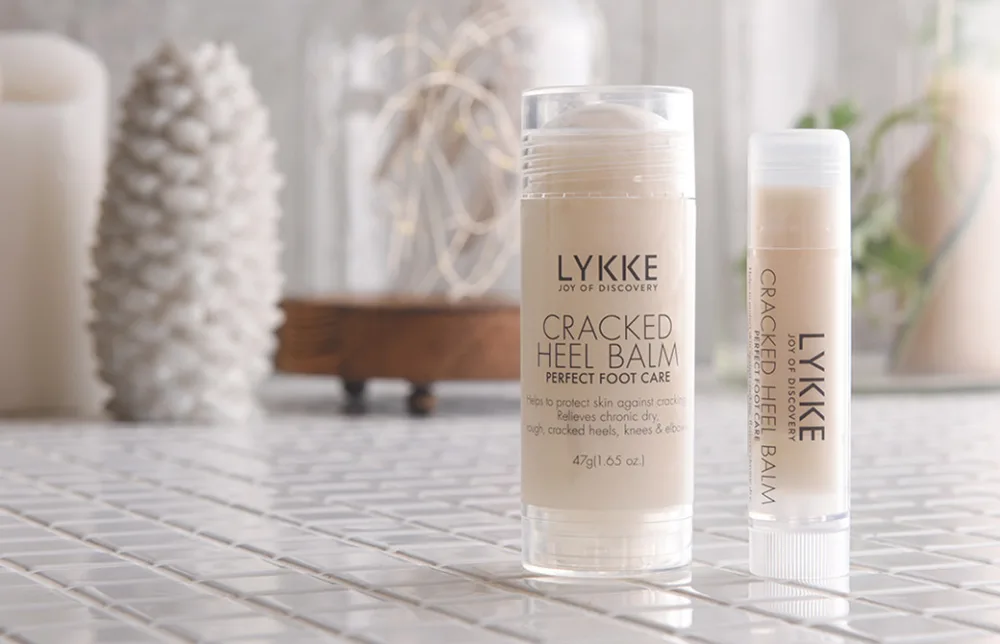 かかとバームLYKKE