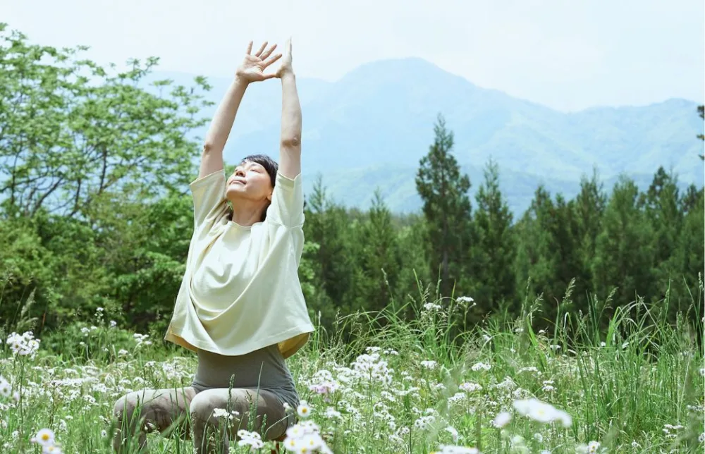 10年で2000人が学んだ、誰もができる椅子を使ったヨガ。チェアヨガ10周年の節目に。