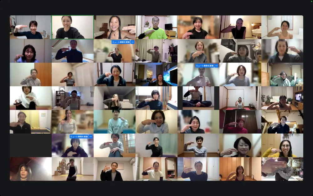 ヨーコ・フジワラ先生による美しすぎる太陽礼拝講座